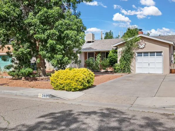 2829 Palomas Dr NE, Albuquerque, NM 87110