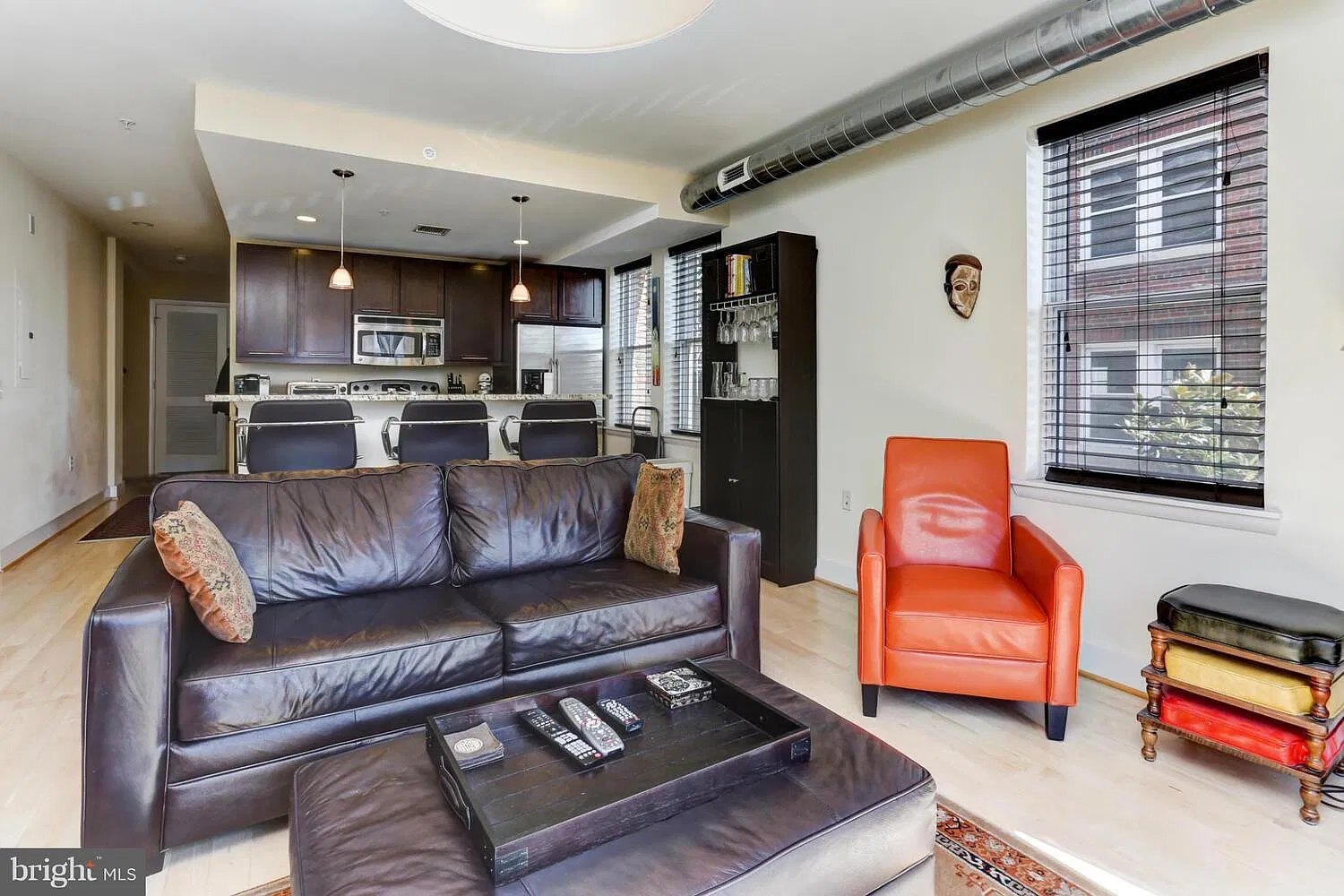 1 bed, 658 sqft, $2,200 — Photo 2