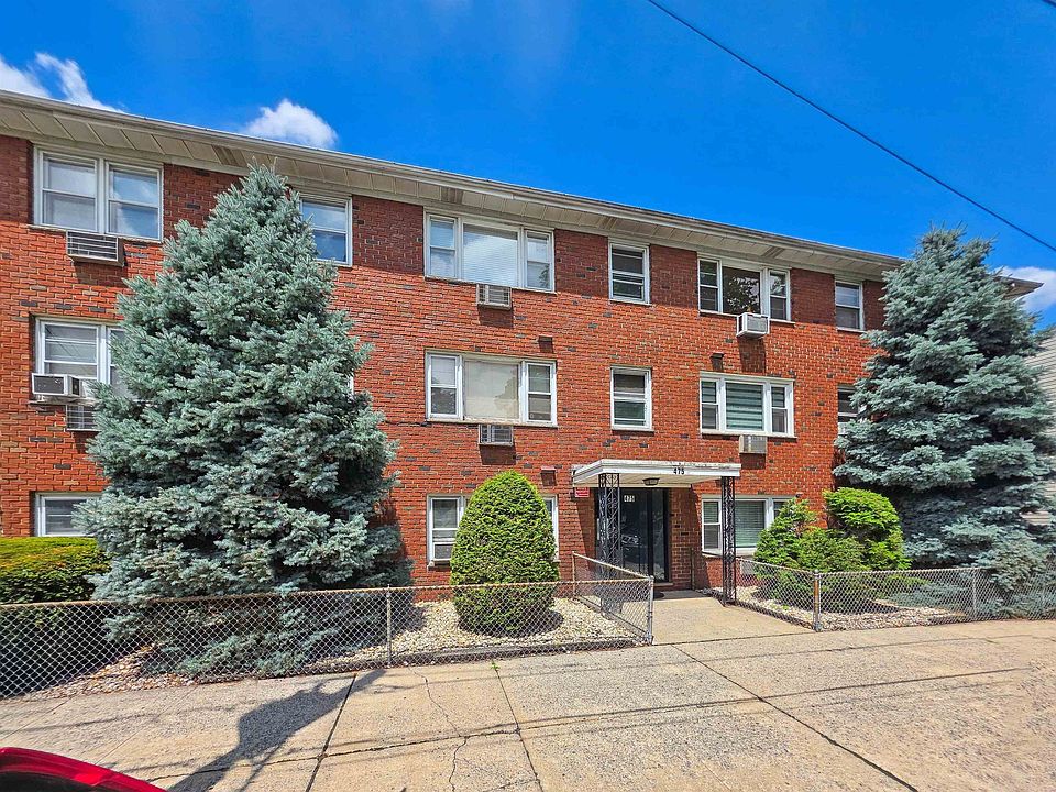 1st image of 475 Elm St