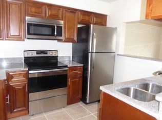 1336 Ruddy Oak Ct, Virginia Beach, VA 23453