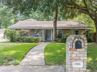 12006 Holly Stone Dr, Houston, TX 77070