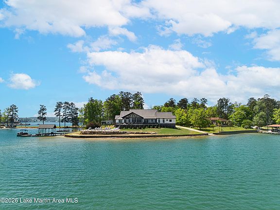 5th image of 2395 Real Island Rd