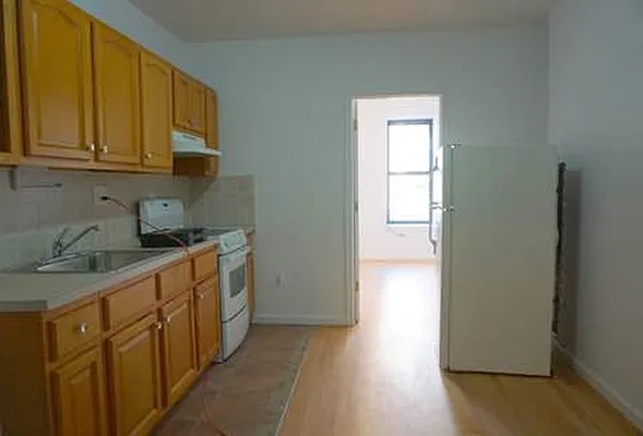 Rented by Compass | media 12