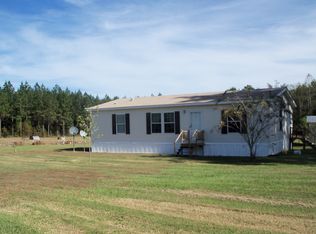 1009 Akin Rd, Jesup, GA 31546