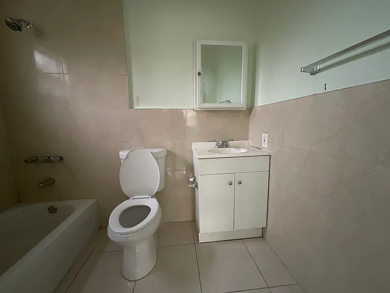 736 NW 42nd St #2 — Photo 10