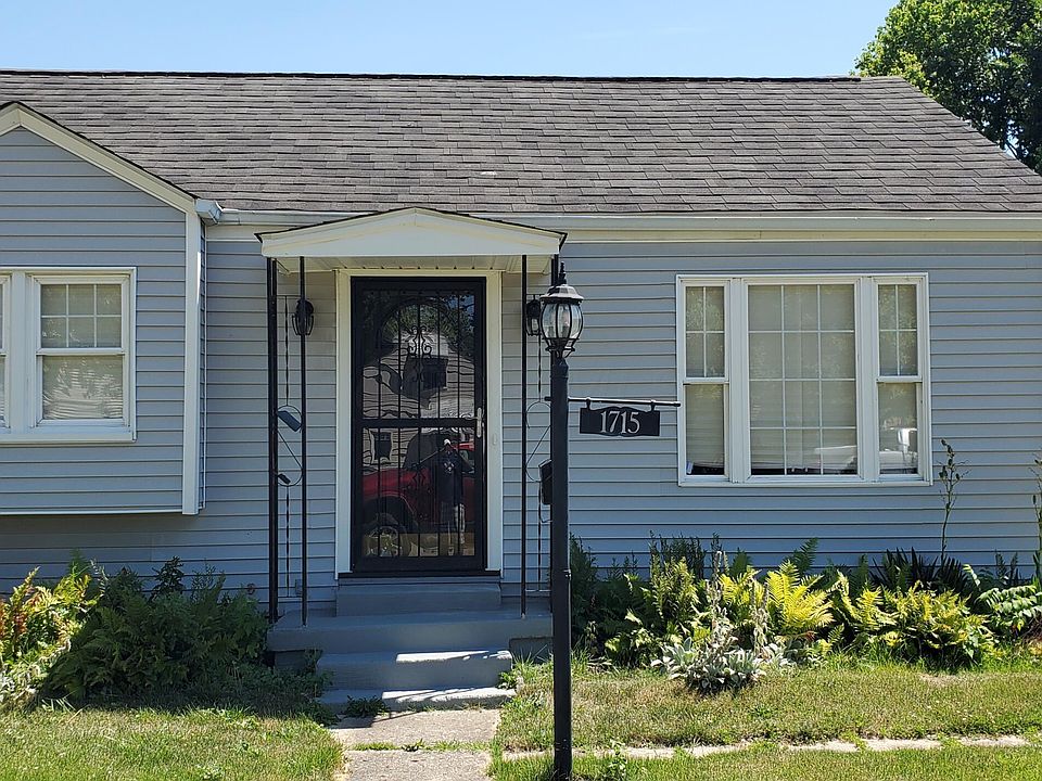 1st image of 1715 E Kossuth St