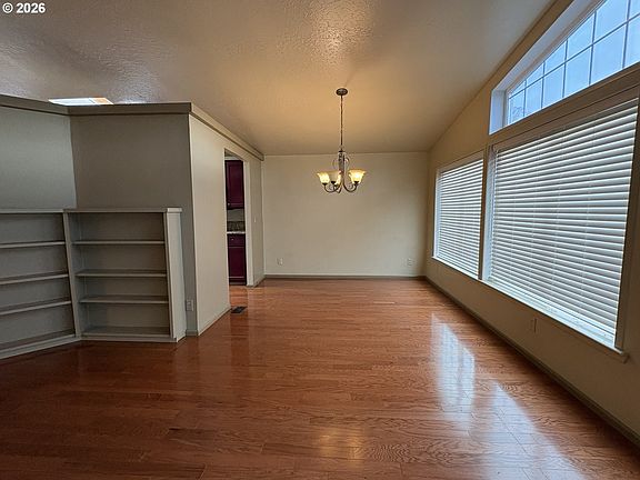 4th image of 3100 Turner Rd SE