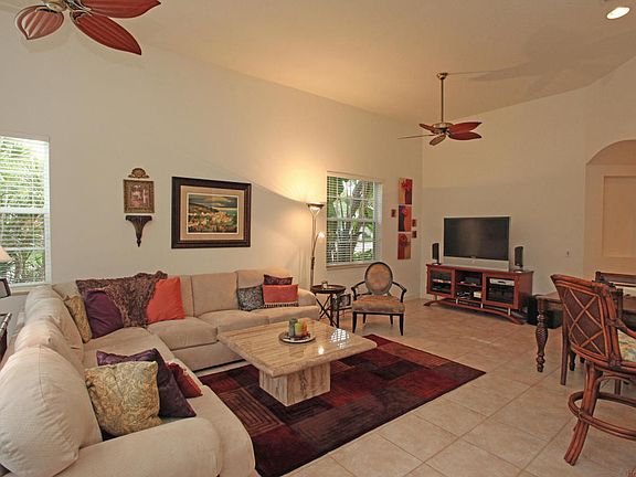 3rd image of 1802 Flower Dr