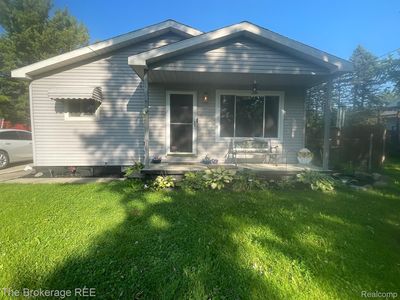 1135 Glendale St, Burton, MI, 48509