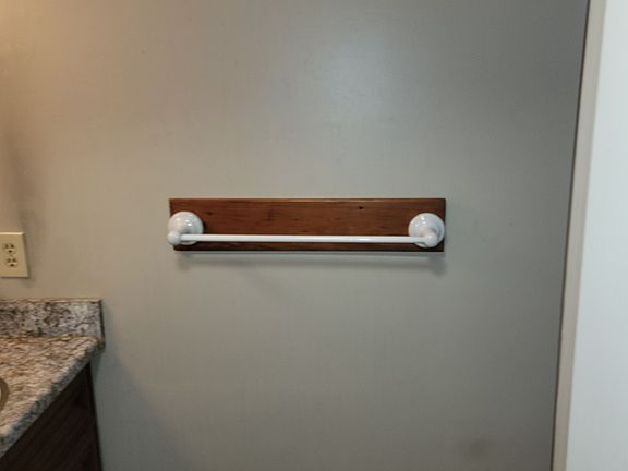 2nd image of 766 Wilson Cir SW