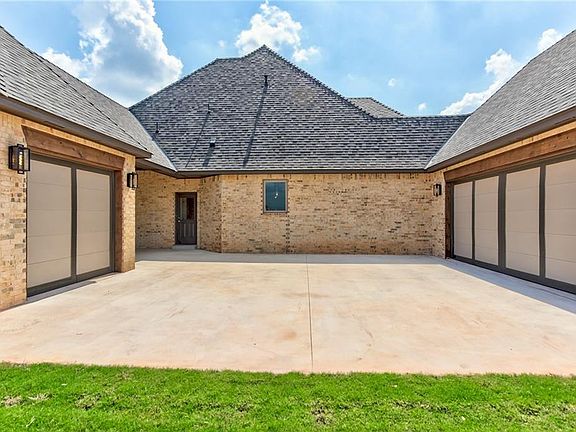 3rd image of 16317 Brookefield Dr