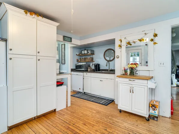 288 Main St #1, Alton, NH 03809