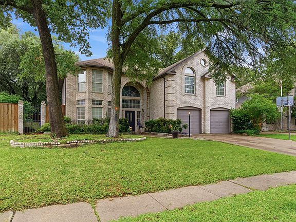 3rd image of 339 Spanish Moss Dr