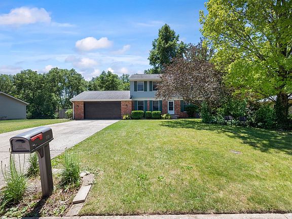 2nd image of 3547 Canterbury Dr