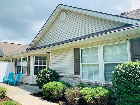 2nd image of 318 Rose Hill Ln