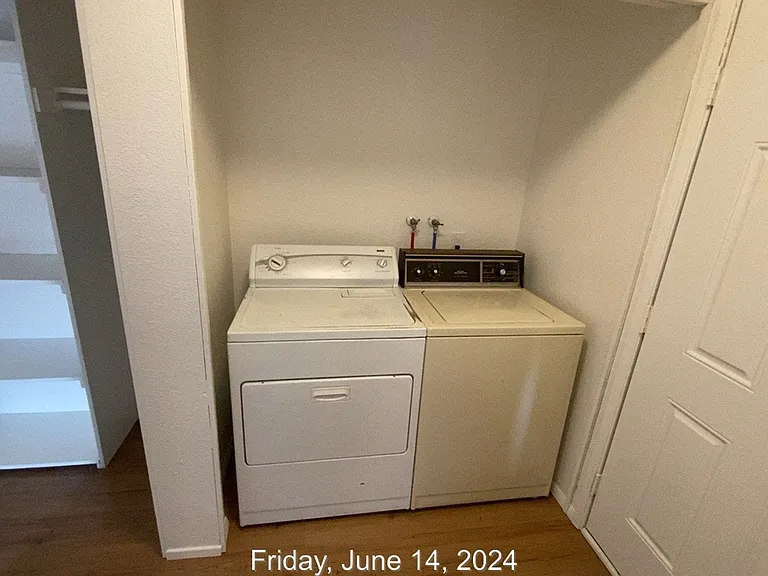 371 Enterprise Dr — Photo 12