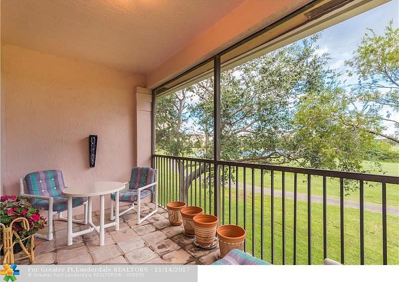 Charming Grand Palms Condo With A Fabulous Price & View.