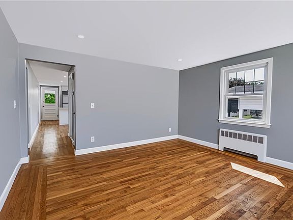 4th image of 7 Rice St