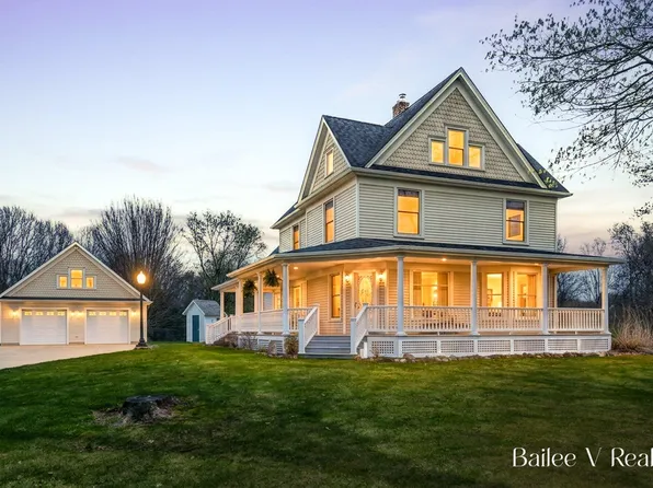 9933 E Grand River Ave, Portland, MI 48875