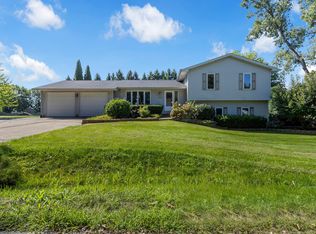 38604 N Magnolia Ave, Wadsworth, IL 60083