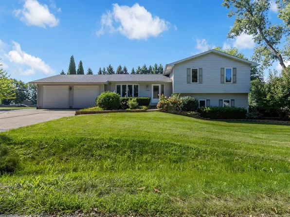 38604 N Magnolia Ave, Wadsworth, IL 60083