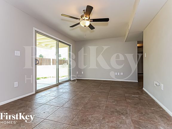 5th image of 4720 W Larkspur Dr