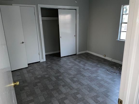 5th image of 1310 McClelland Ave