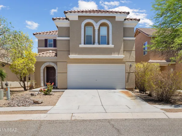 9012 N Roebling Dr, Tucson, AZ 85742