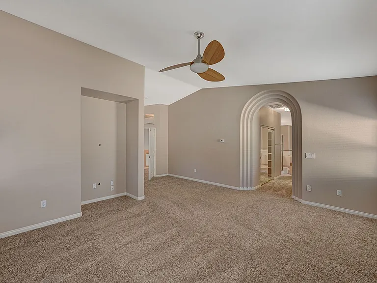 1934 Grey Eagle St — Photo 35
