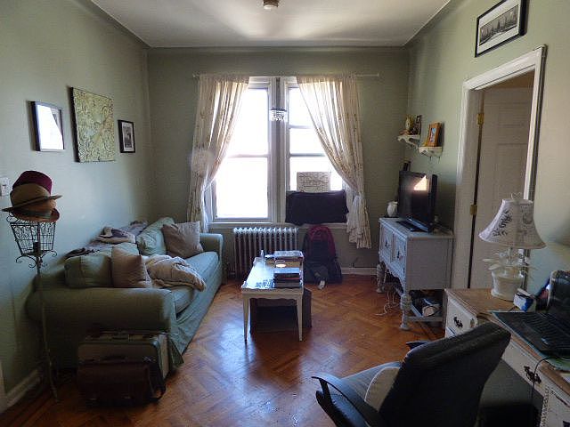 1st image of 3257 33rd St APT 2R