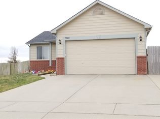 11001 E Fawn Grove St, Wichita, KS 67207