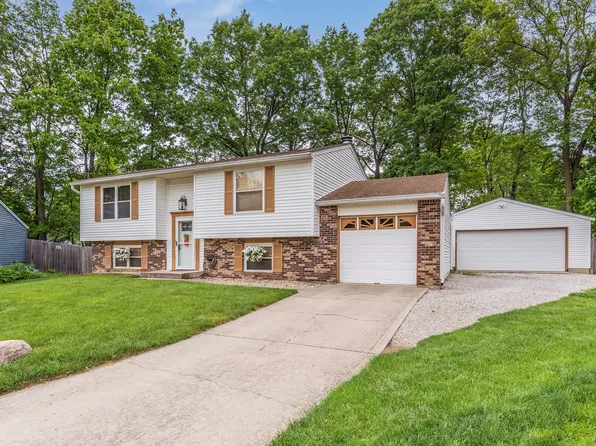 8806 Gumwood Ct, Indianapolis, IN 46234