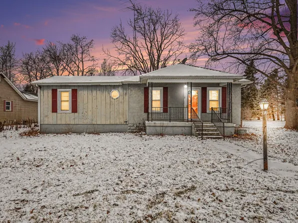 18 Genesse St, La Crosse, IN 46348