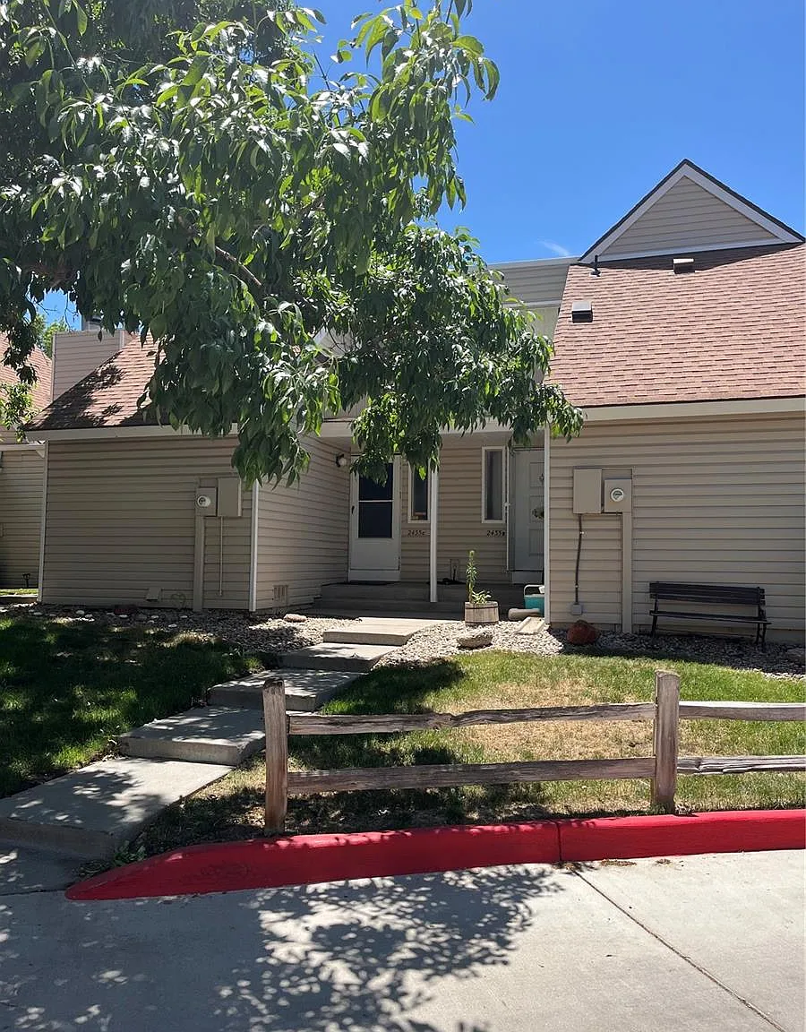 2 bed, 2.0 bath, 1091 sqft, $1,695 — Photo 1