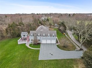 399 Poppasquash Rd, Bristol, RI 02809
