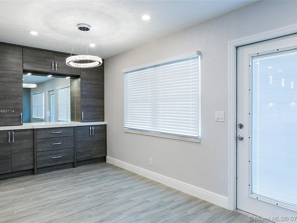 1st image of 247 Richmond E #F