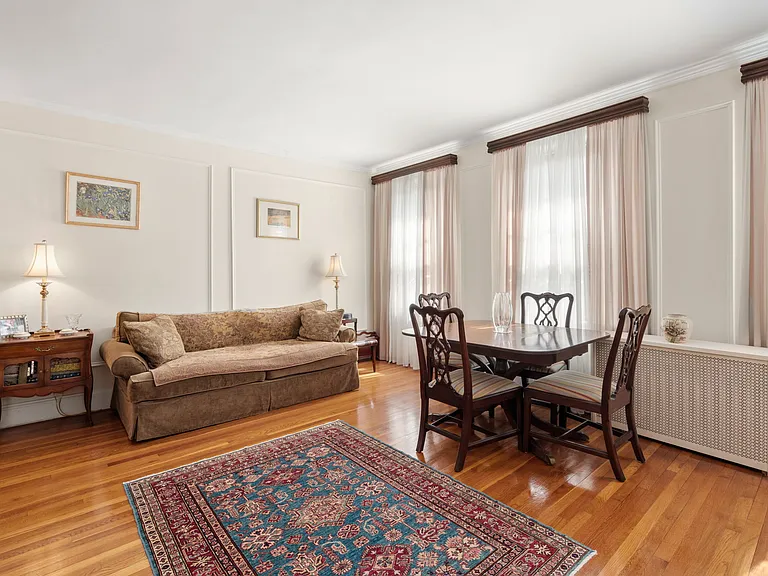325 Tappan St #6 — Photo 21