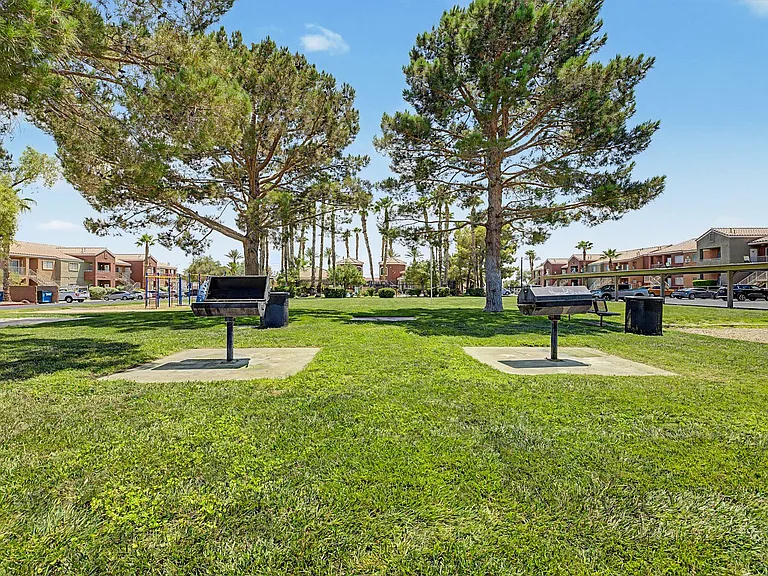 4730 E Craig Rd #26 — Photo 4