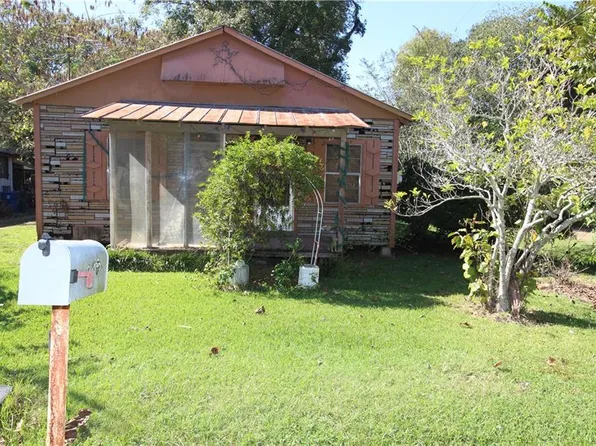 106 S Commercial St, Bunkie, LA 71322