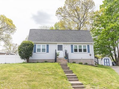 25 Lively Ln, Springfield, MA, 01109