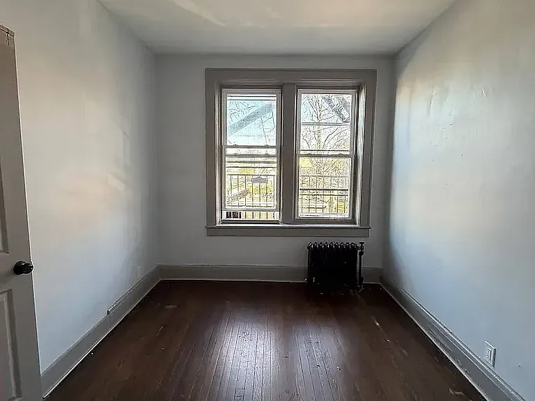 716 Arlington Ave #4D-5A — Photo 4