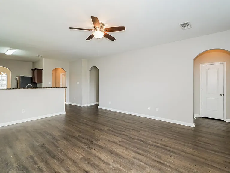6120 Chalk Hollow Dr — Photo 5