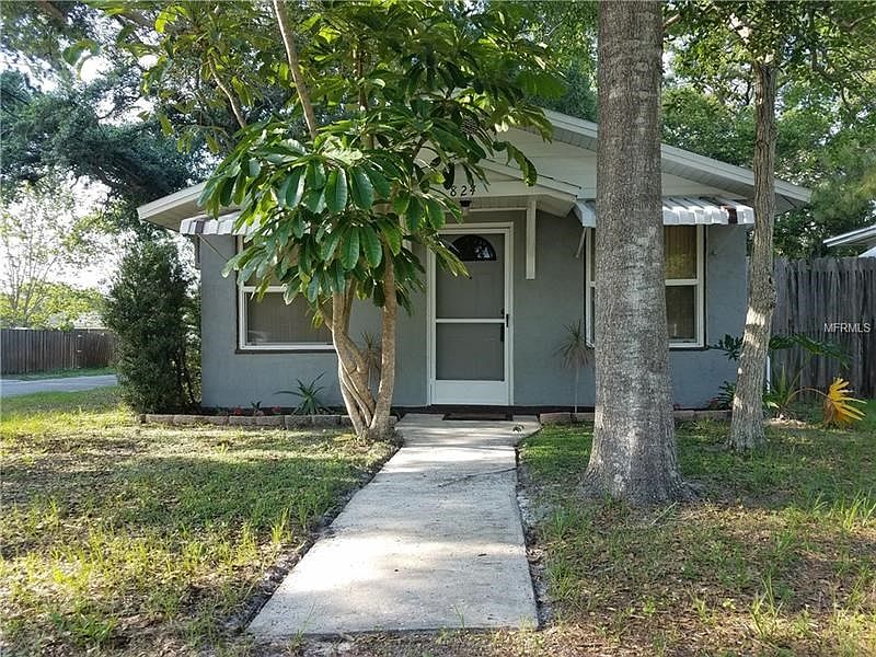 Welcome Home to 824 15th Ave NW!