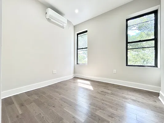 Bedroom, photo 7