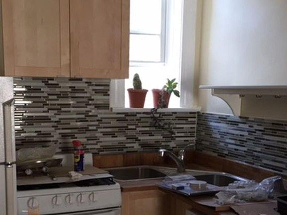 2nd image of 1137 W Belmont Ave APT 3C