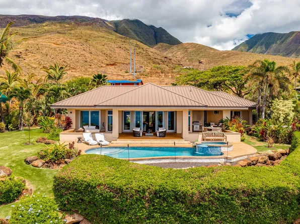 1033 Kai Hele Ku Pl, Lahaina, HI 96761