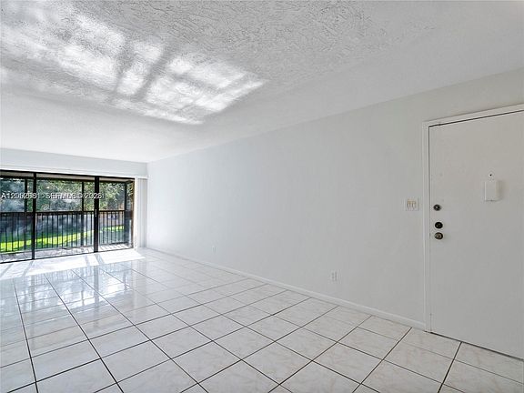 5th image of 5801 Washington St APT 10