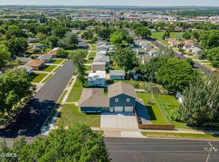 740 N 24th St, Bismarck, ND 58501