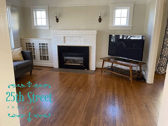 4th image of 1055 Santa Ynez Way