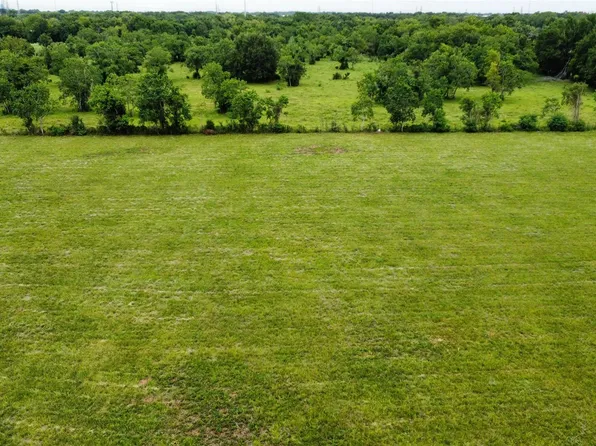 3759 Knapp Rd, Pearland, TX 77581